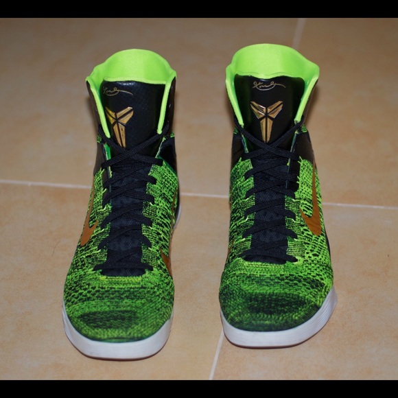 green and gold kobes